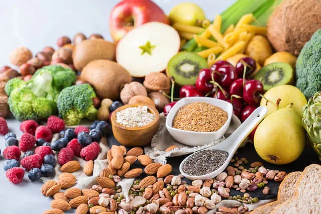 Fibre-rich vegetables and colourful plants